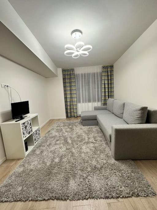 Ultracentral Luxury Apartament ทิมิชัวรา ภายนอก รูปภาพ